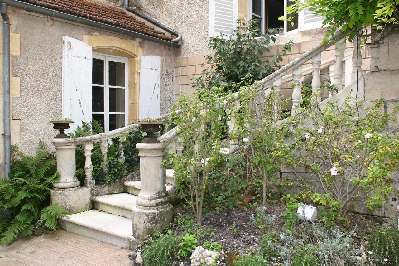 Bed and Breakfast Le Tabellion Noyers-sur-Serein Esterno foto