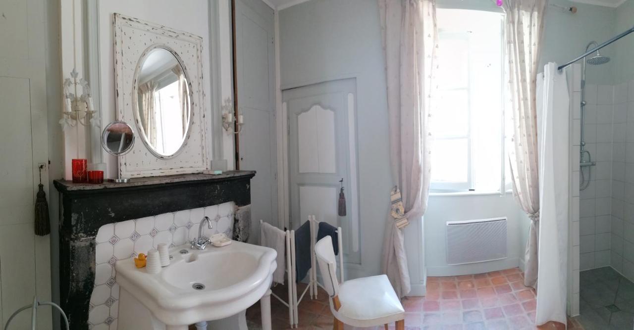 Bed and Breakfast Le Tabellion Noyers-sur-Serein Esterno foto